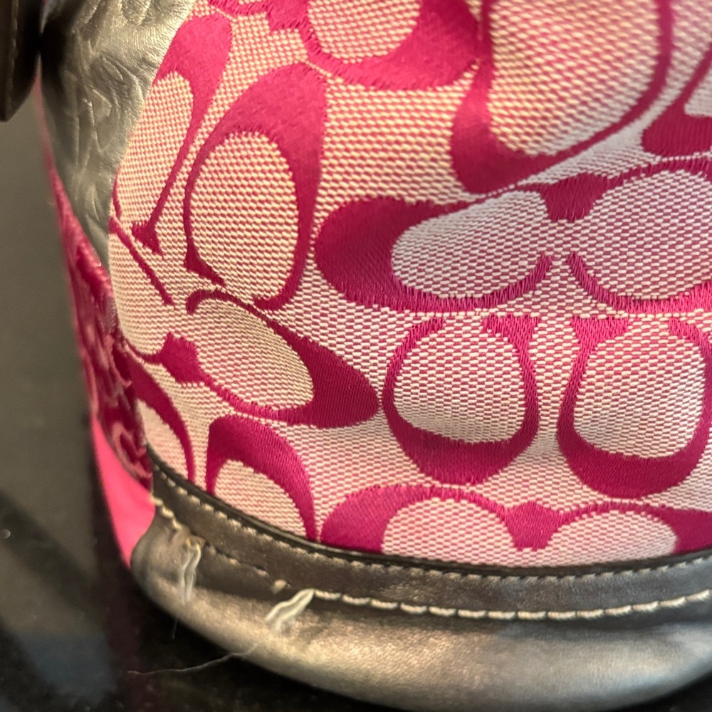 Vintage Coach Patchwork Pink and Silver Hobo Shoulder Bag - Picture 5 of 16